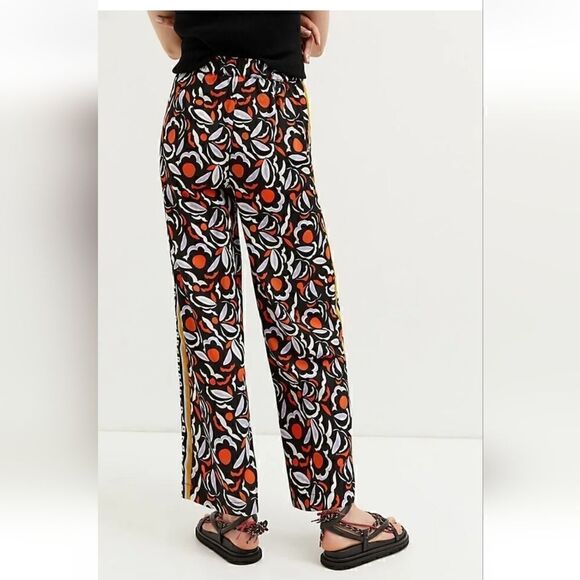 Anthropologie Breezy Straight Red Motif Pants Size 6 - Picture 2 of 16